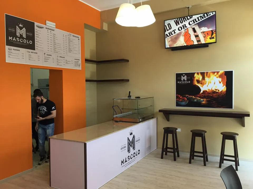 allestimento grafico negozio allestimento negozio Mascolo