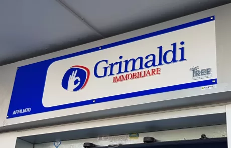 insegna non luminosa agenzia immobliare Napoli insegna non luminosa in plexiglas agenzia immobiliare grimaldi