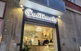 lettere scatolate bar insegna a lettere singole scatolate bar vomero, con illuminazione interna a led