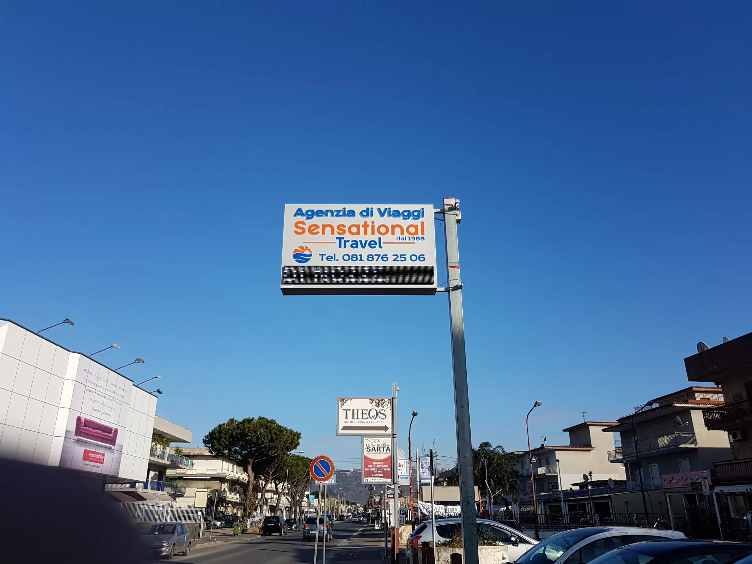 insegne con display insegne display