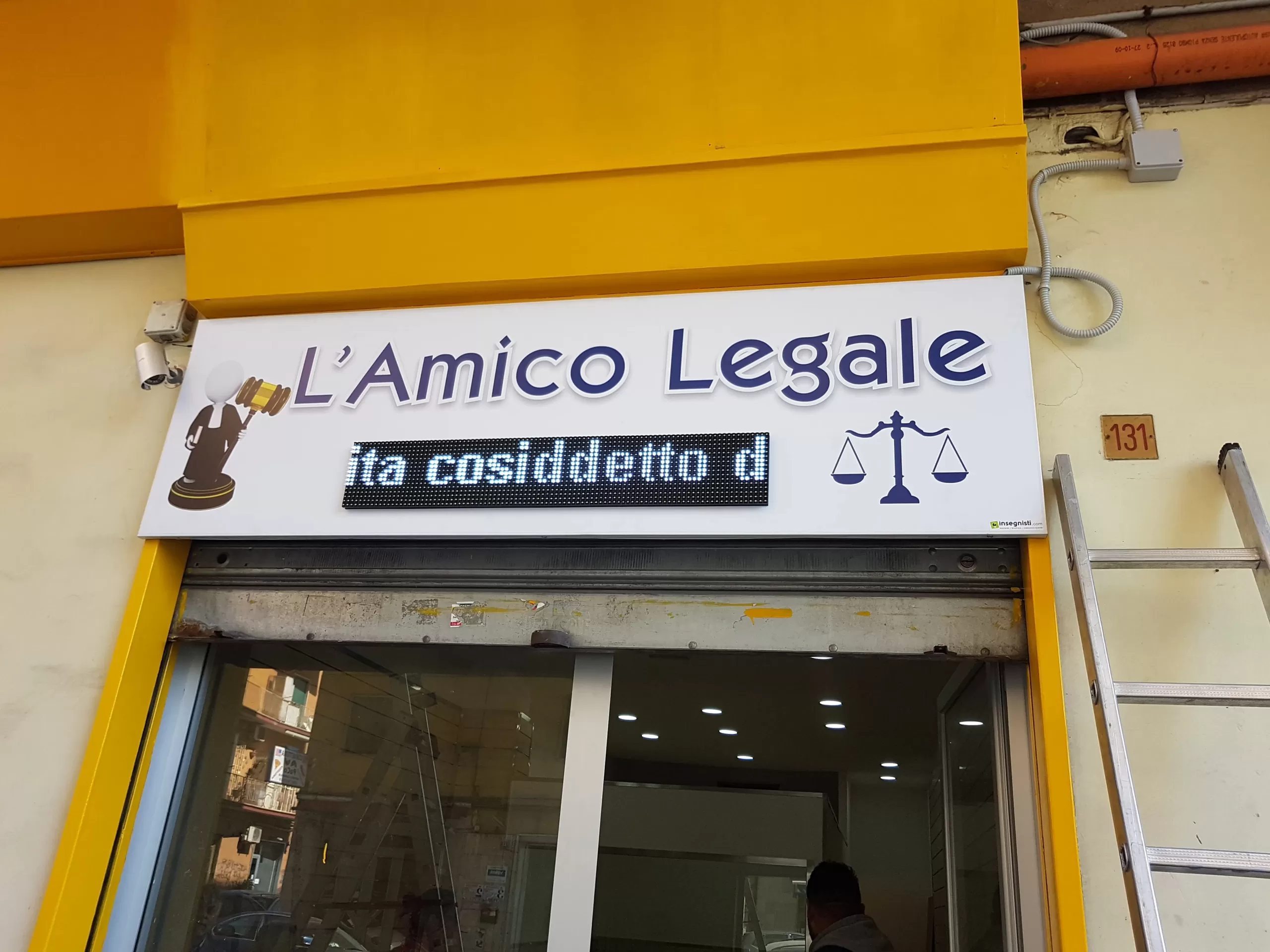 insegna display insegna con display integrato